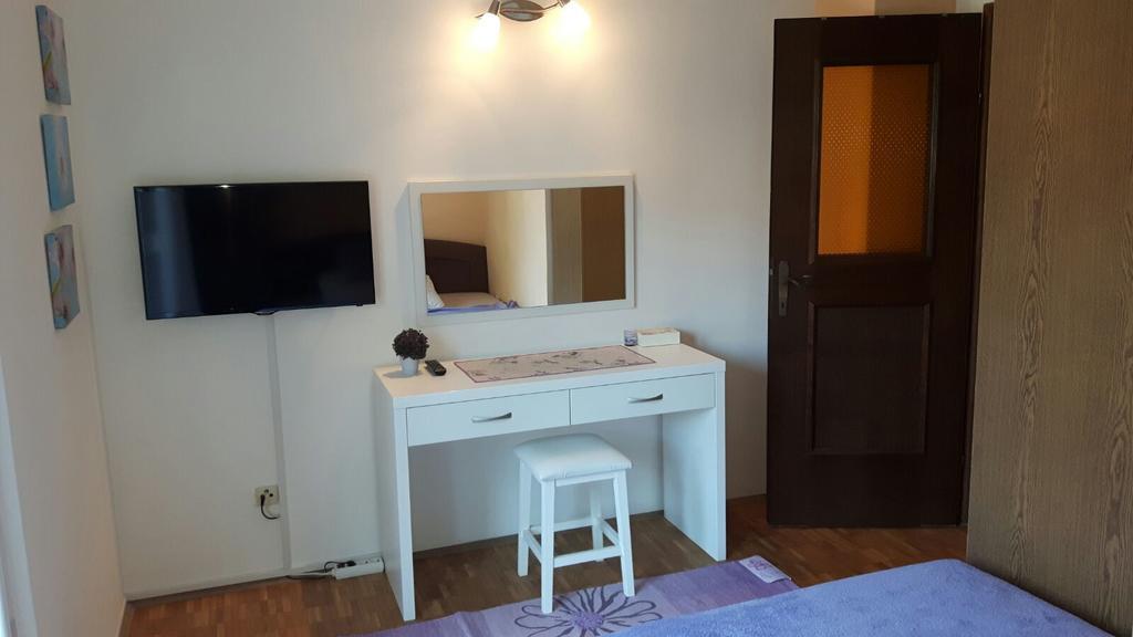 Apartments Barbara 로비니 외부 사진